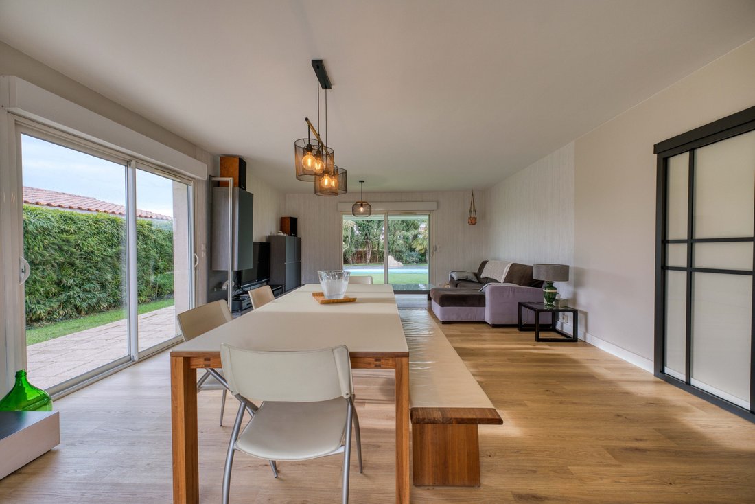 House in Medis, Nouvelle-Aquitaine, France 5 - 16983904