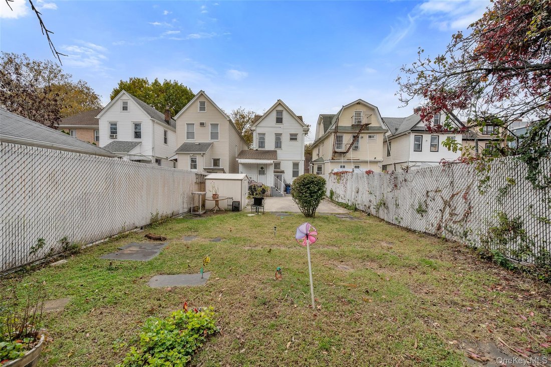 House in New York, New York, United States 5 - 16981030