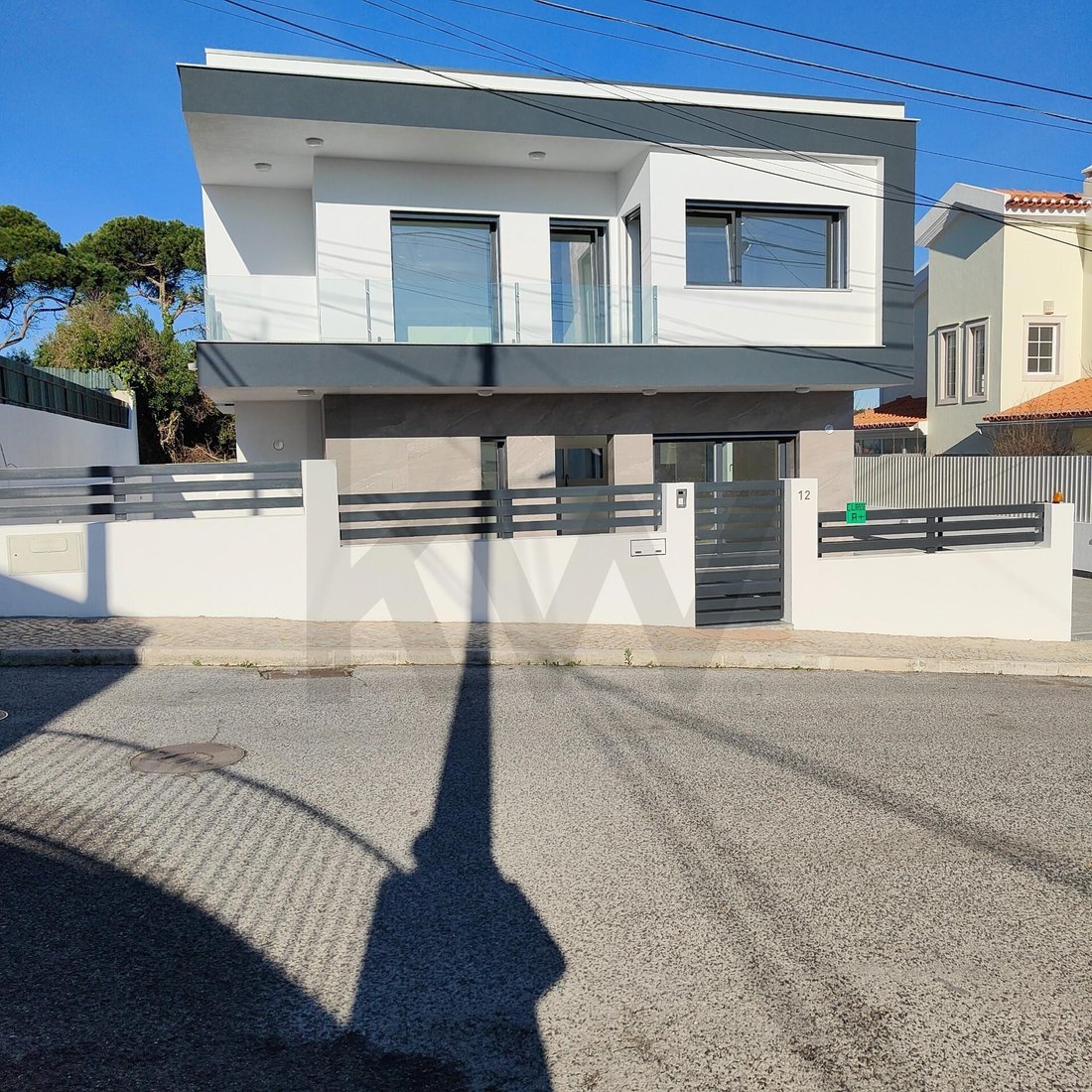 Townhouse in Charneca de Caparica e Sobreda, Setubal, Portugal 3 - 16985453