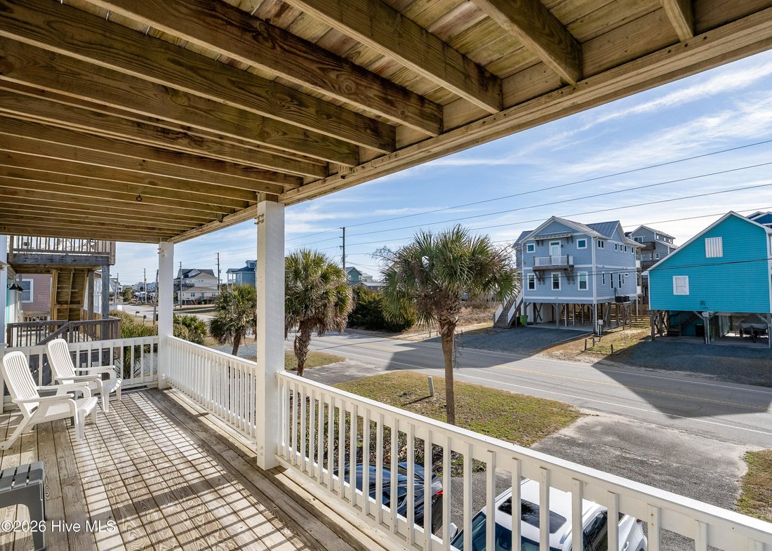 House in North Topsail Beach, North Carolina, United States 3 - 16977364