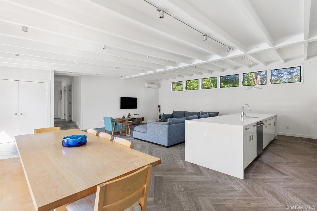House in Ocean Beach, New York, United States 4 - 16978640