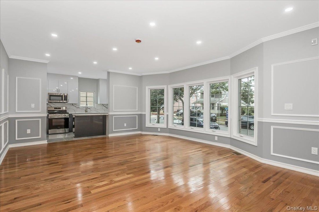 House in New York, New York, United States 5 - 16980692