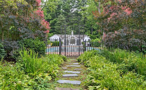 House in Upper Brookville, New York, United States 1
