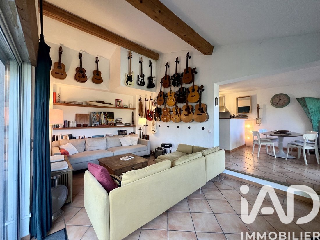 Casa en Grimaud, Provenza-Alpes-Costa Azul, Francia 1 - 16982213