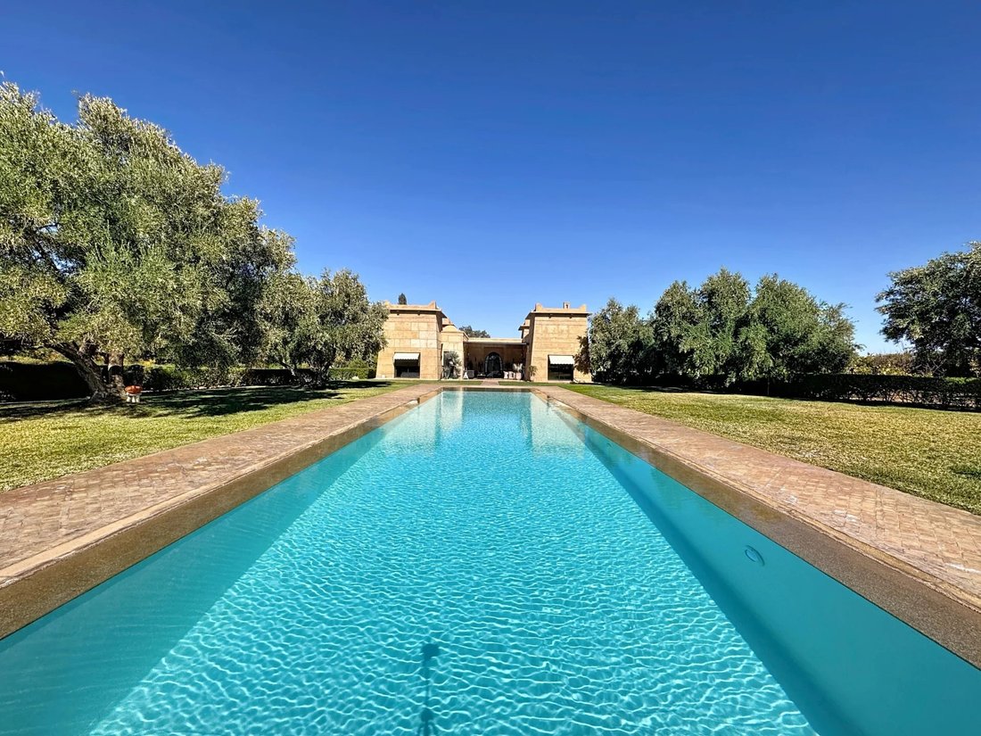 Villa in Medina, Marrakesh-Safi, Morocco 3 - 16819947