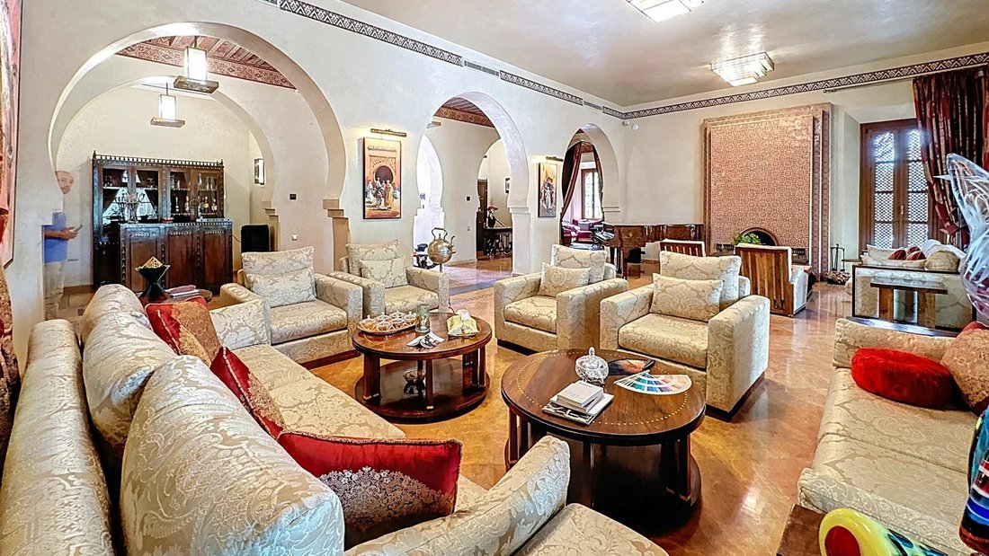Villa in Annakhil, Marrakesh-Safi, Morocco 4 - 16220564