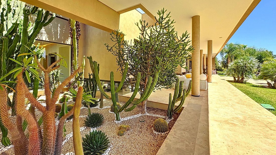 Villa in Annakhil, Marrakesh-Safi, Morocco 4 - 12087026