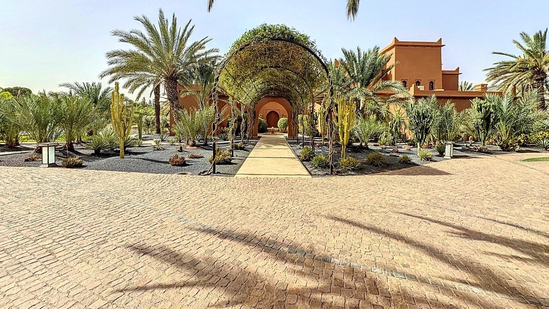 Villa in Annakhil, Marrakesh-Safi, Morocco 5 - 16220564