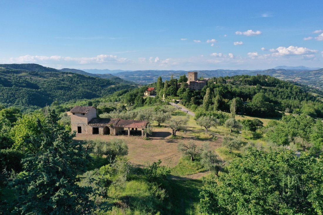 House in Umbertide, Umbria, Italy 1 - 16987291