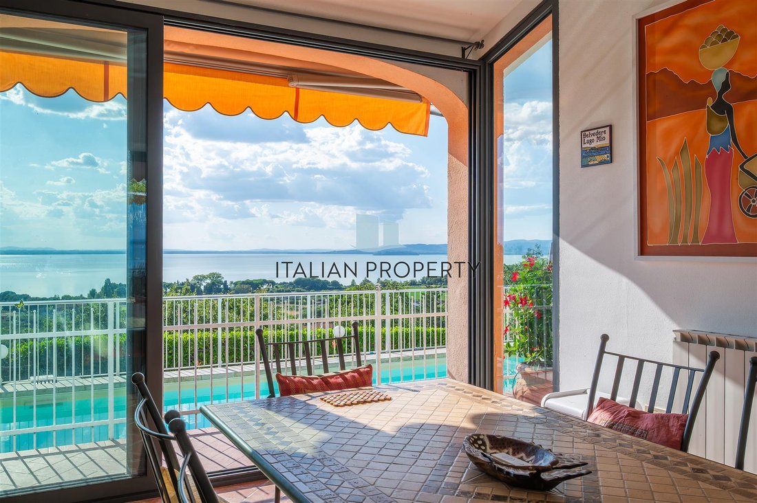 Villa in Magione, Umbria, Italy 4 - 16987224