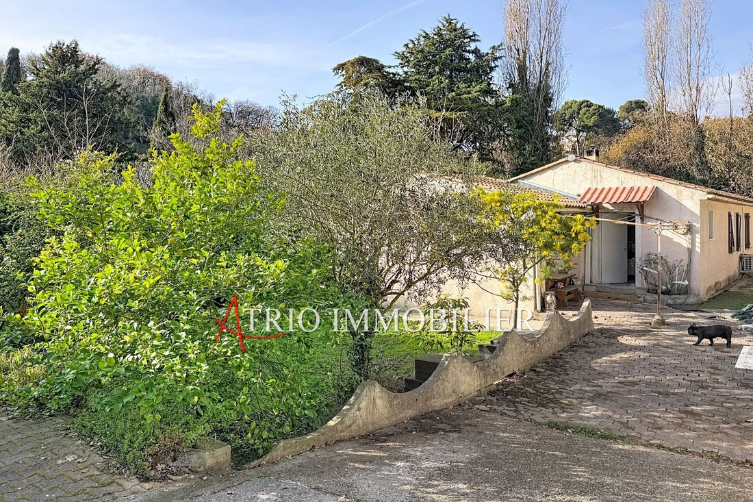 Villa in Val de Cagne-Colline Route de Vence, Cagnes-sur-Mer, France 1 - 16986271