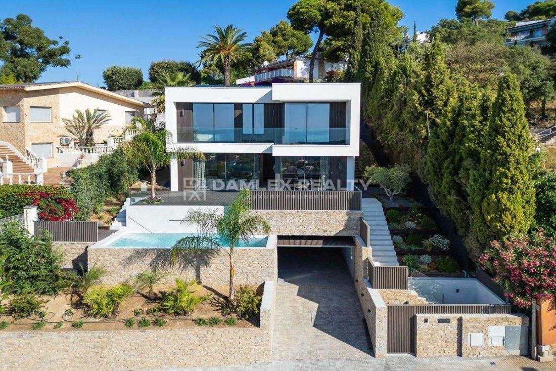 House in Lloret de Mar, Catalonia, Spain 5 - 16986496