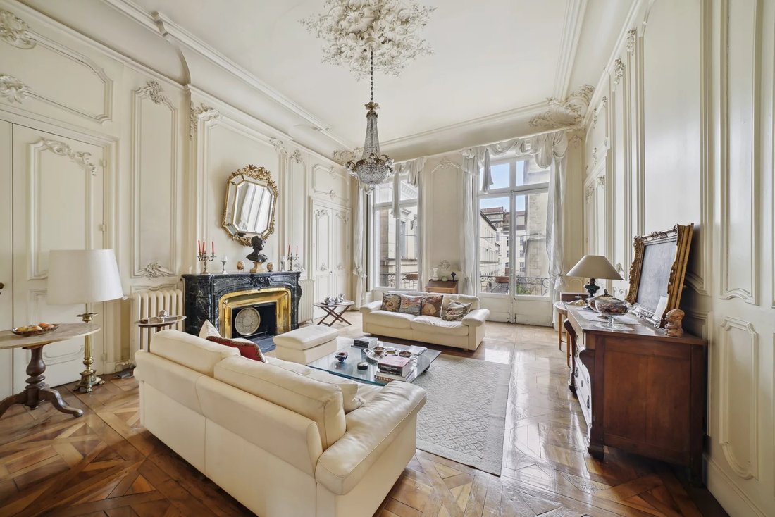 Apartment in Cordeliers-Célestins-Bourse, Lyon 2e Arrondissement, Lyon 3 - 15936354