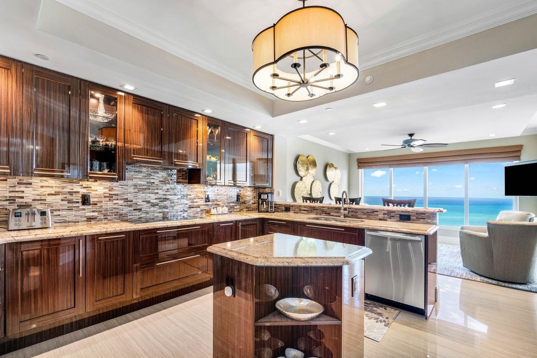 Condo in Riviera Beach, Florida, United States 3 - 16986442