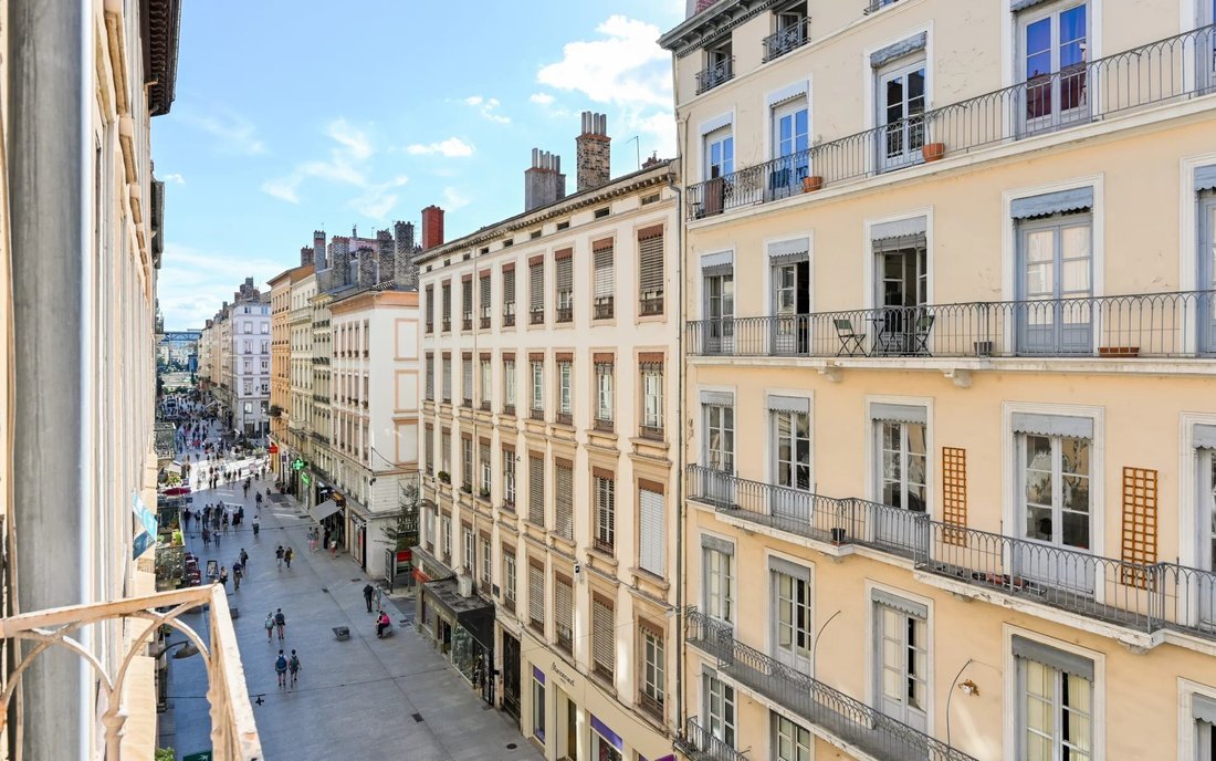 Apartment in Cordeliers-Célestins-Bourse, Lyon 2e Arrondissement, Lyon 3 - 15936407