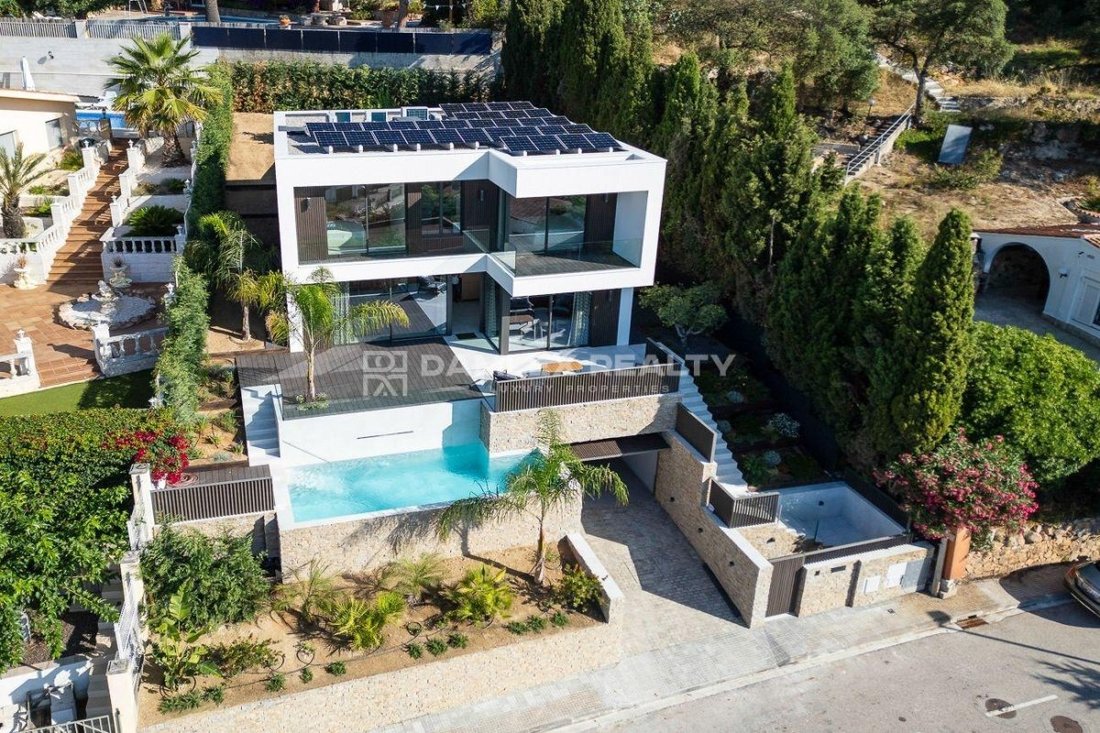 House in Lloret de Mar, Catalonia, Spain 3 - 16986496