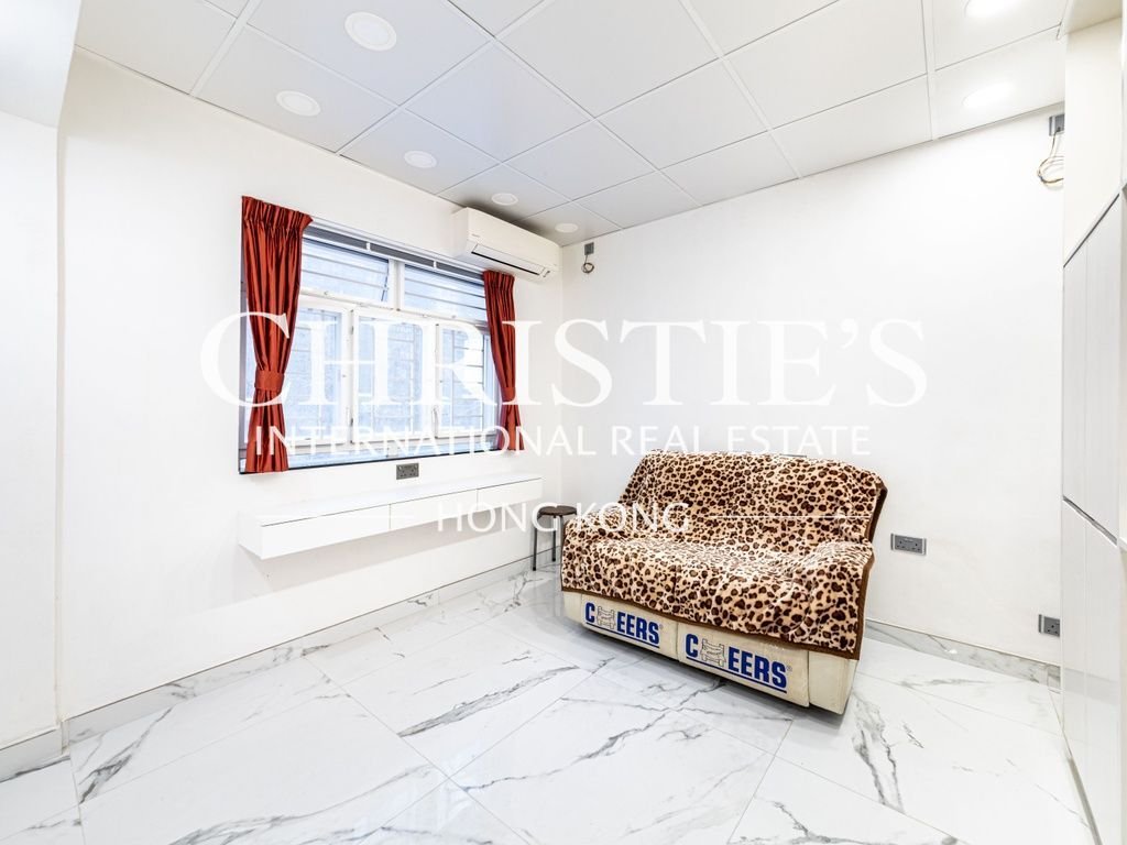 Apartment in Hong Kong, Hong Kong 2 - 16987271