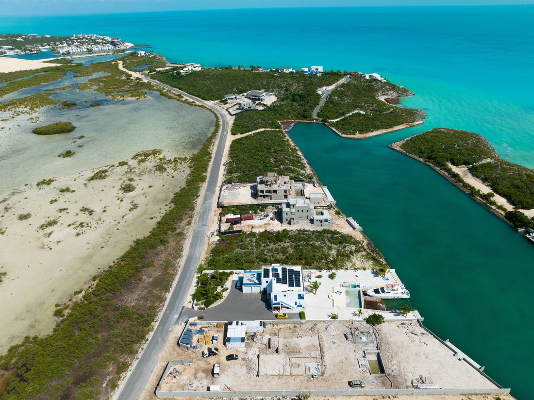 Land in Providenciales, Turks and Caicos Islands 4 - 16986792