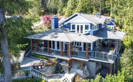 House in North Vancouver, British Columbia, Canada 1