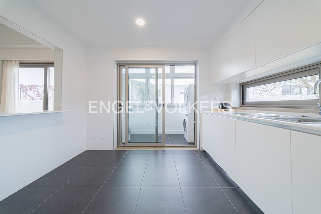 House in Bucelas, Lisbon, Portugal 5 - 16986616