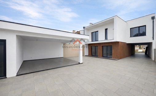 House in Gafanha da Encarnacao, Aveiro District, Portugal 1