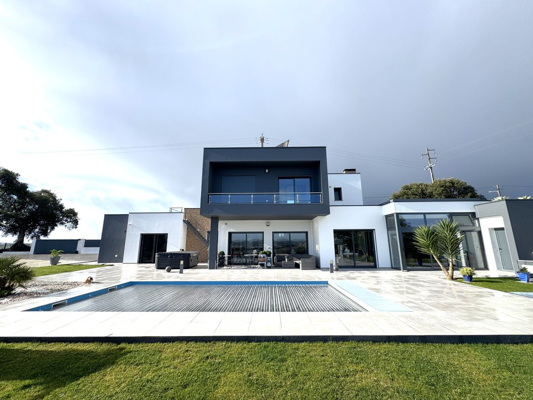 Villa in Rolica, Leiria District, Portugal 1 - 16989739