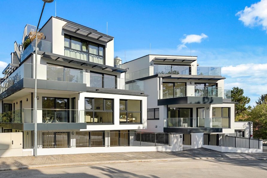 Living Between Vineyards – A 4 Room Apartment With Terrace And Breathtaking Views Over Vienna