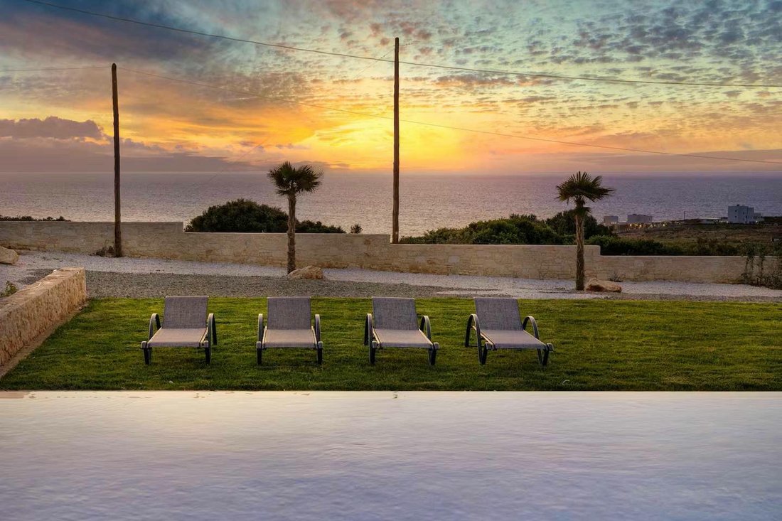 Villa in Crete, Greece 1 - 16987366