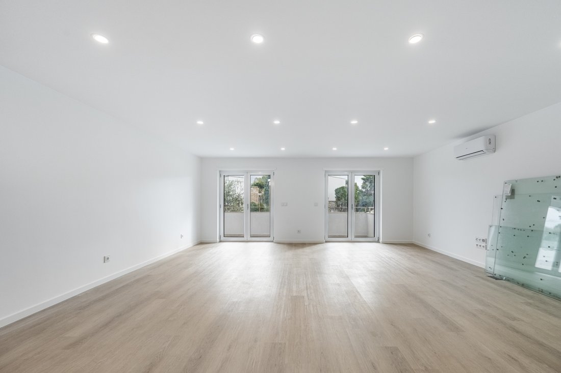 Apartment in Oliveira do Douro, Porto District, Portugal 4 - 16990864