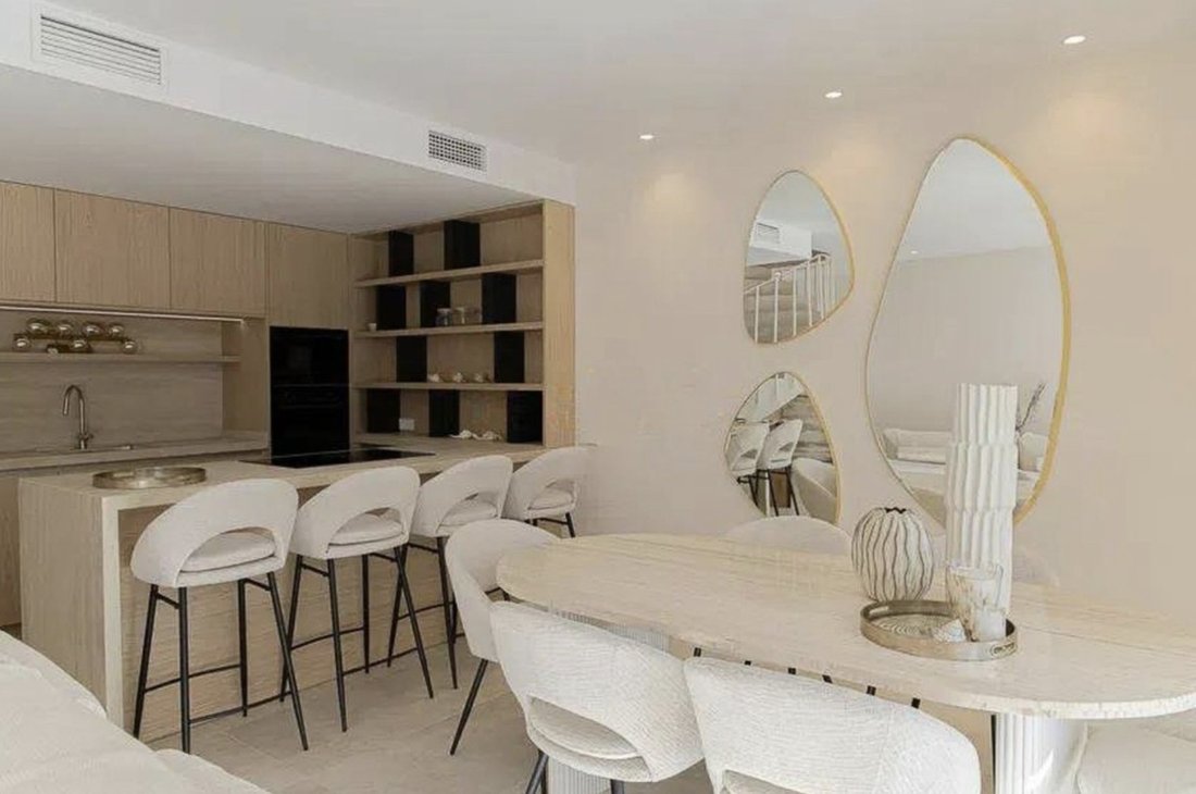 Penthouse in Nueva Andalucia, Marbella, Spain 1 - 16995077