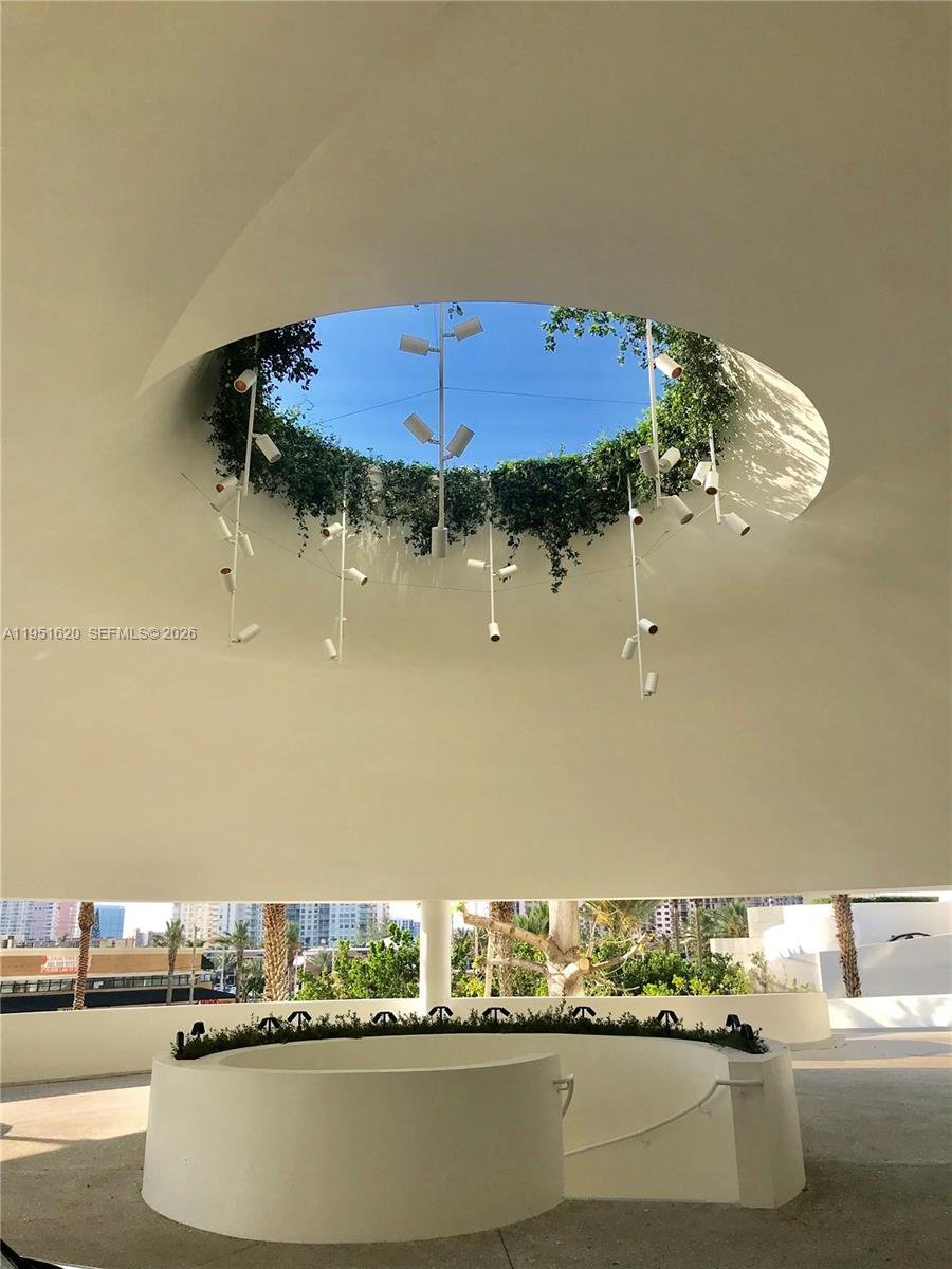 Condo in Sunny Isles Beach, Florida, United States 3 - 16995690