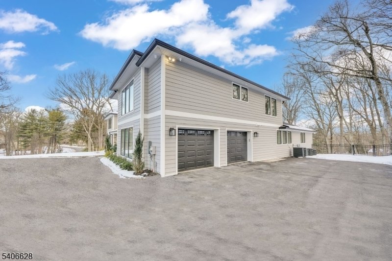 House in Franklin Lakes, New Jersey, United States 3 - 16957006