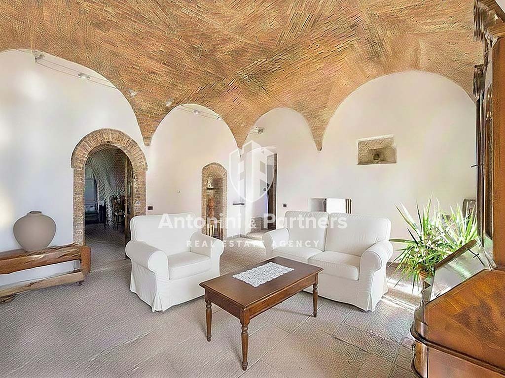 Country House in Todi, Umbria, Italy 4 - 16996825