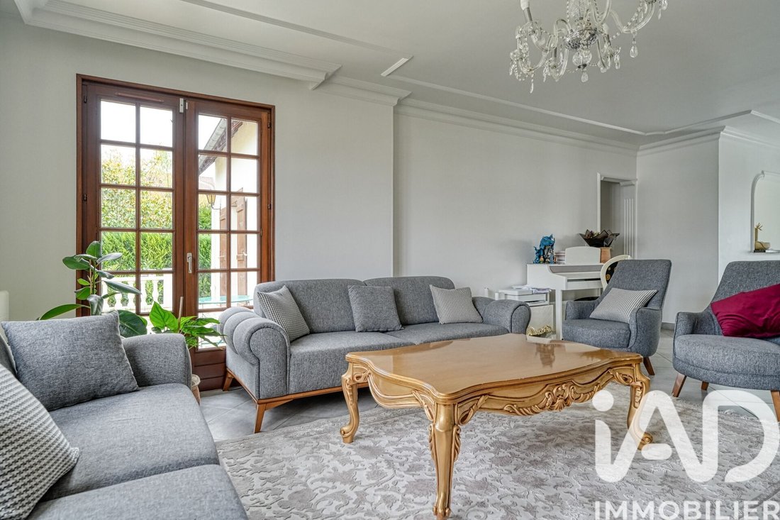 House in L'Isle-Adam, Ile-de-France, France 4 - 17000537