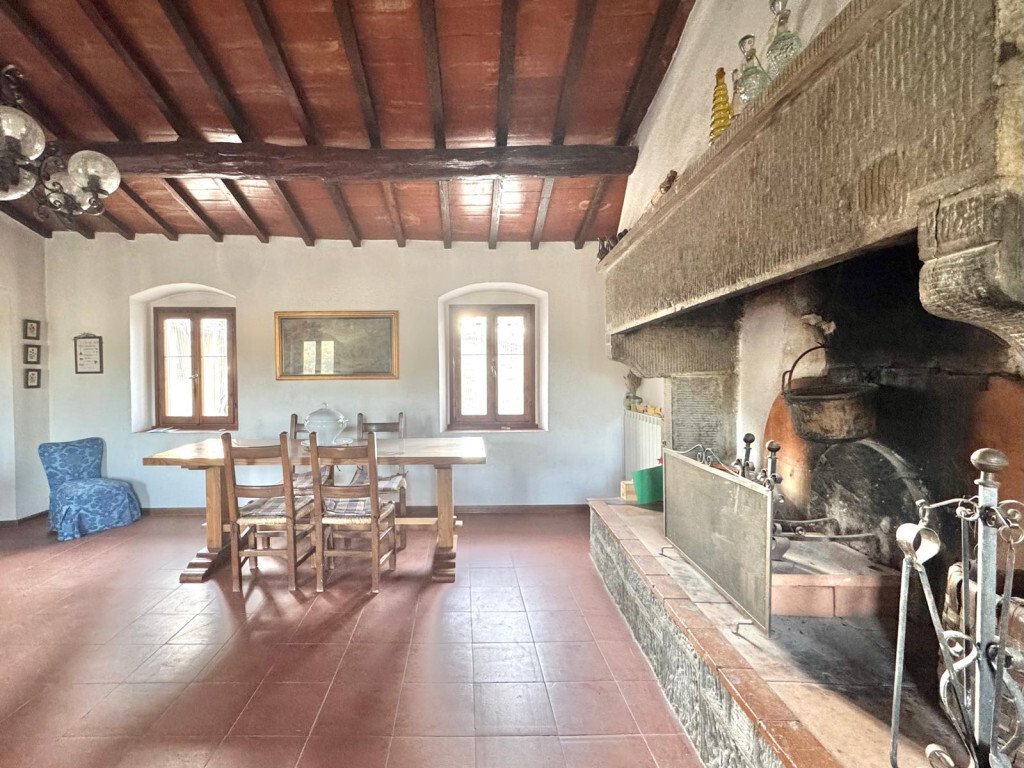 Apartment in Borgo a Cascia, Reggello, Tuscany 4 - 16992540