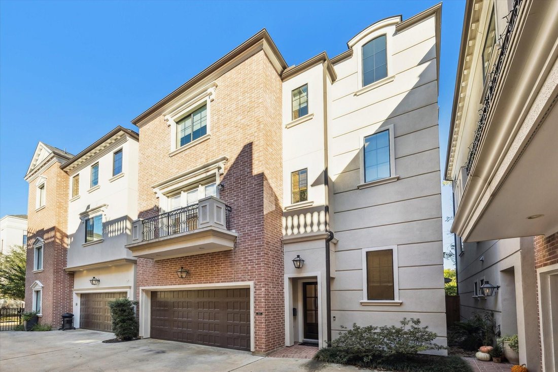 House in Houston, Texas, United States 1 - 16989928