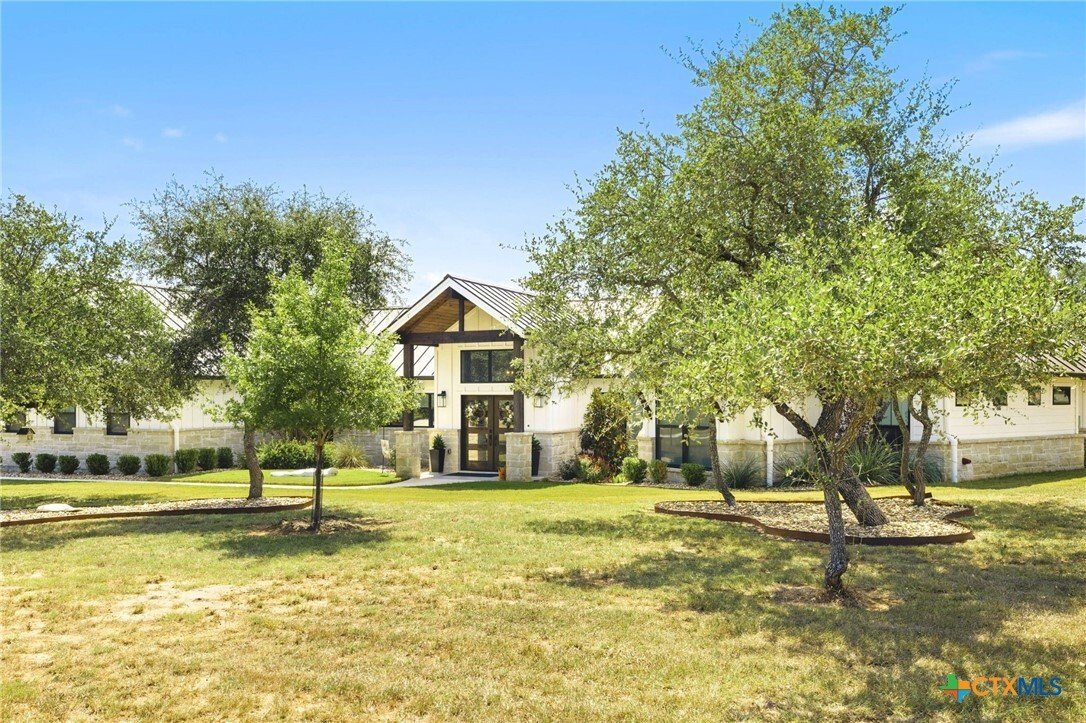 House in Round Mountain, Texas, United States 5 - 16993833