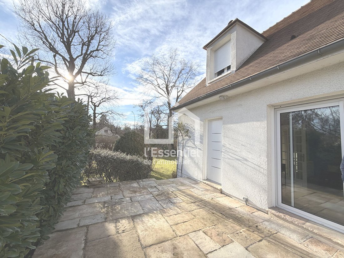 House in Clairieres, Verneuil-sur-Seine, France 1 - 16993070