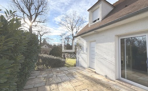 Haus in Clairieres, Verneuil-sur-Seine, Frankreich 1