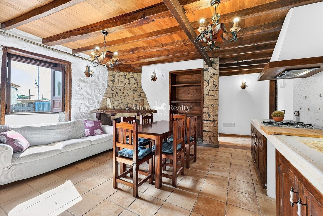 House in Adeje, Canary Islands, Spain 2 - 16990813