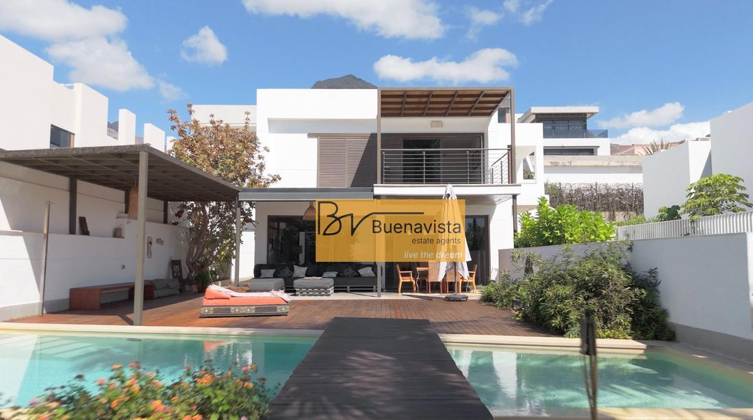 Villa in Costa Adeje, Adeje, Canary Islands 2 - 16994793