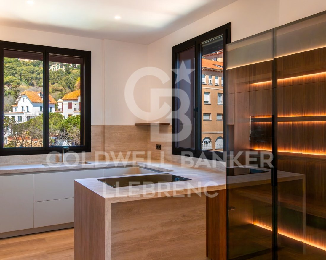 Apartment in Sarrià-Sant Gervasi, Barcelona, Spain 3 - 16993512