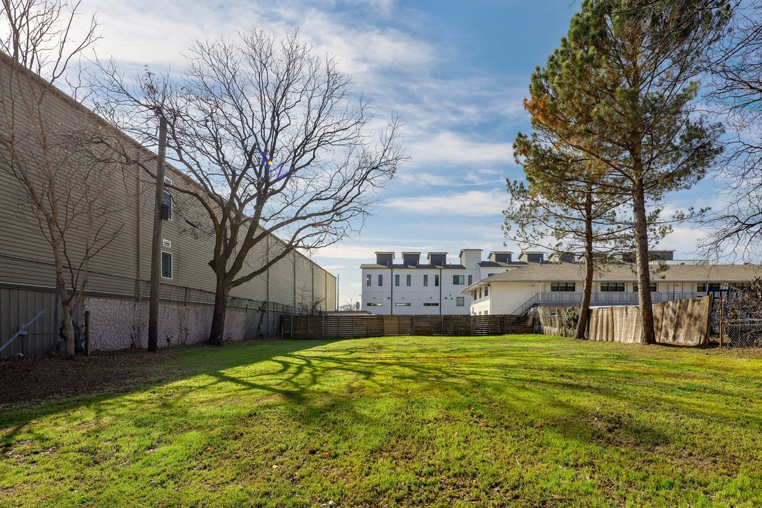 Land in Dallas, Texas, United States 1 - 17001433