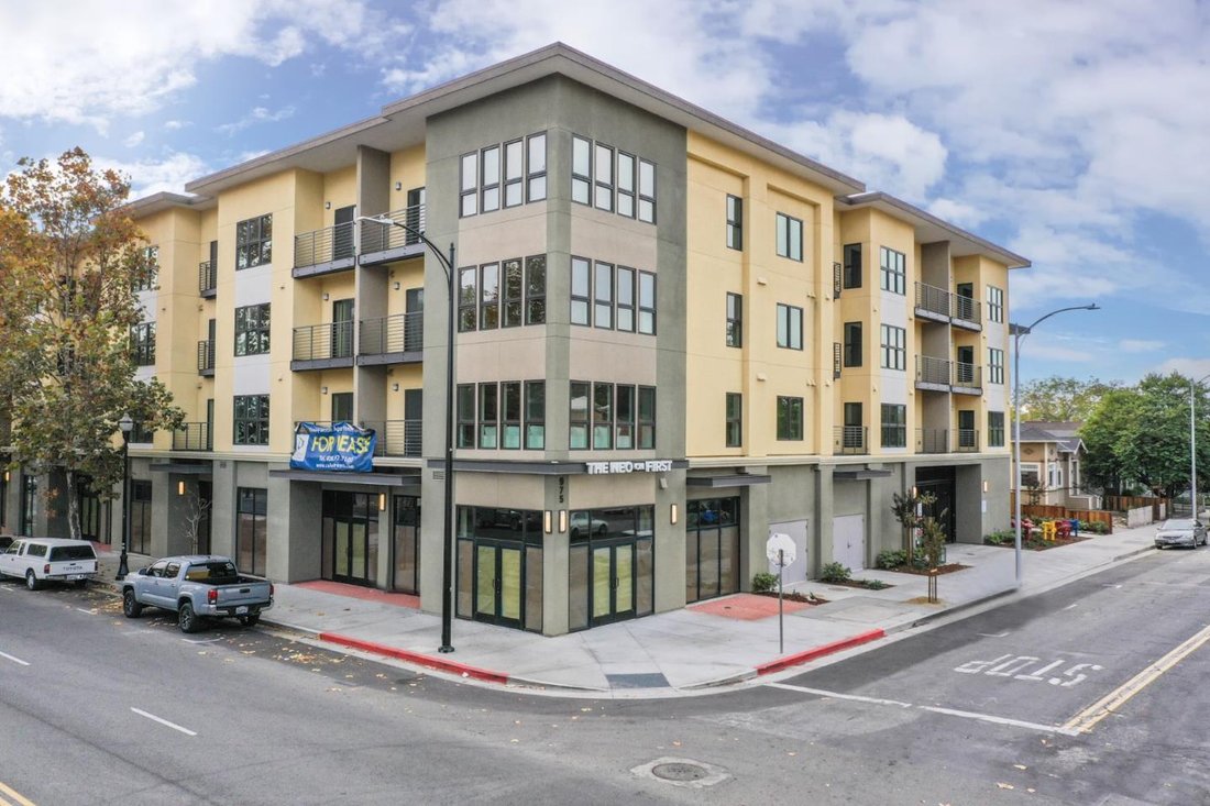 San Jose, California, United States 1 - 16983285