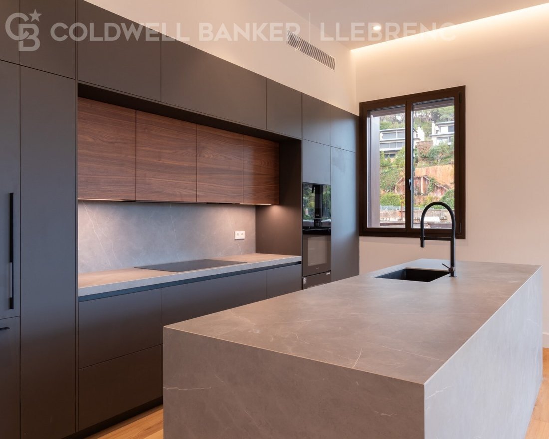 Apartment in Sarrià-Sant Gervasi, Barcelona, Spain 2 - 16993501