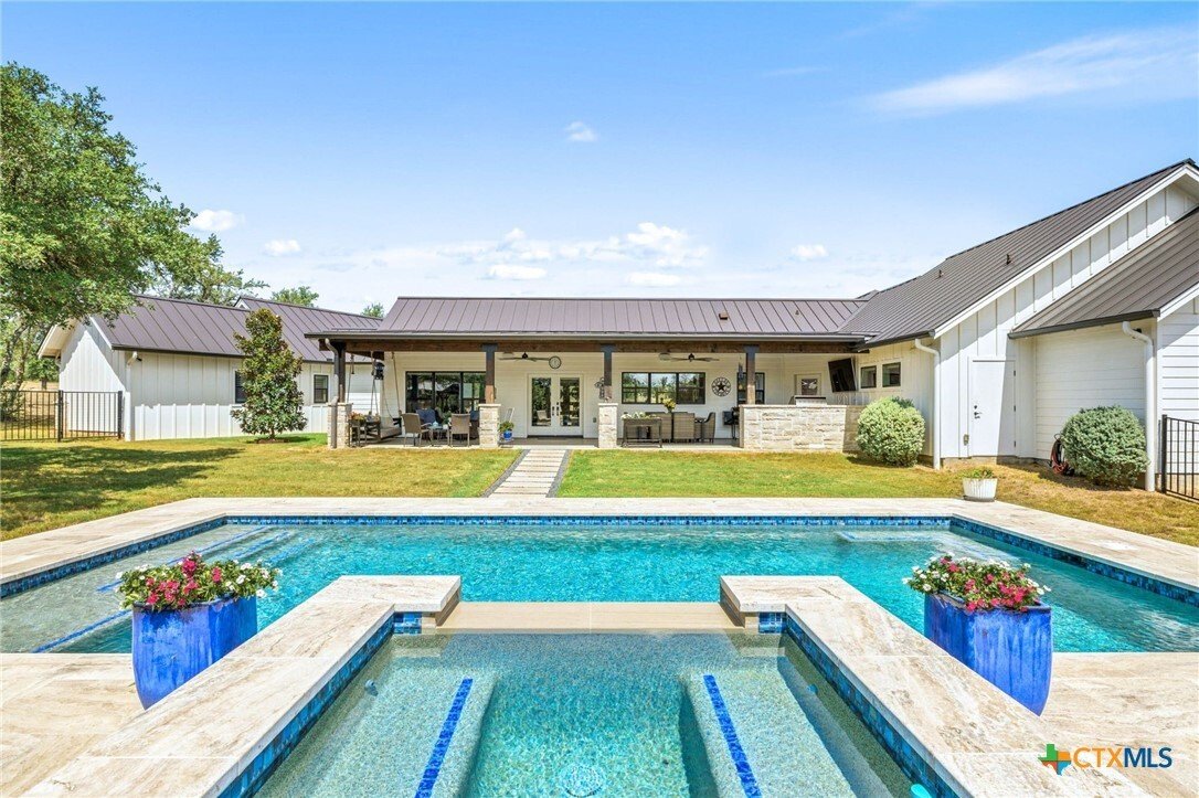 House in Round Mountain, Texas, United States 1 - 16993833