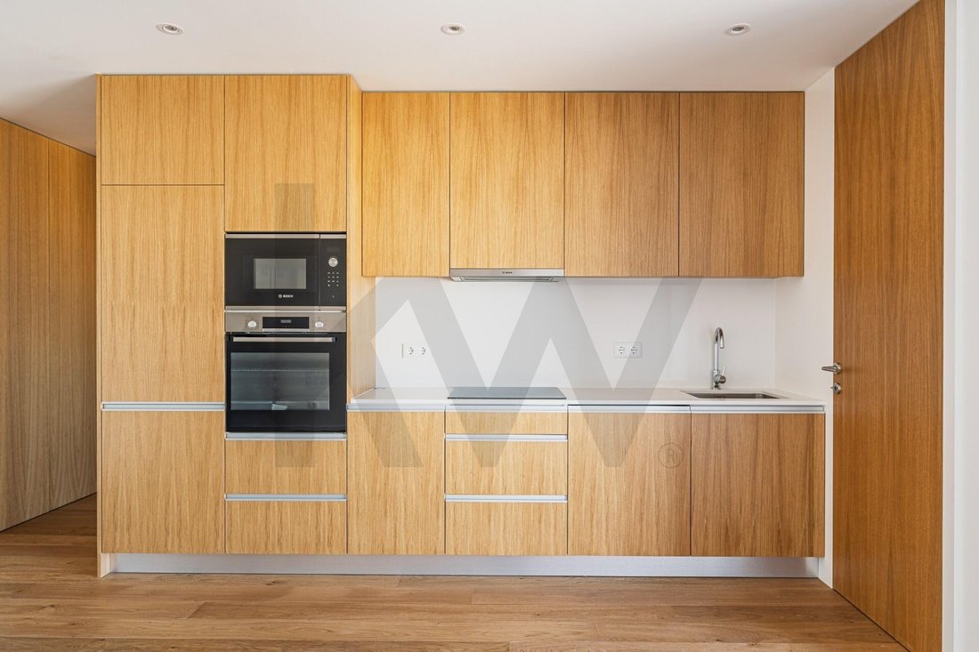 Apartment in Matosinhos e Leca da Palmeira, Porto District, Portugal 2 - 16994893