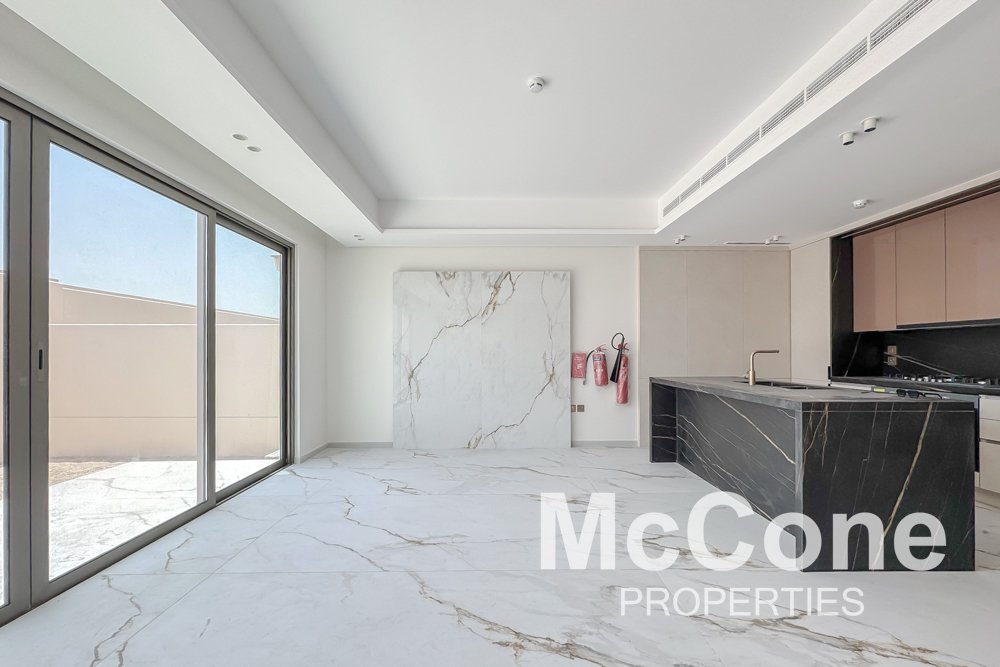 House in Jumeirah Golf Estates, Dubai, United Arab Emirates 1 - 16990449