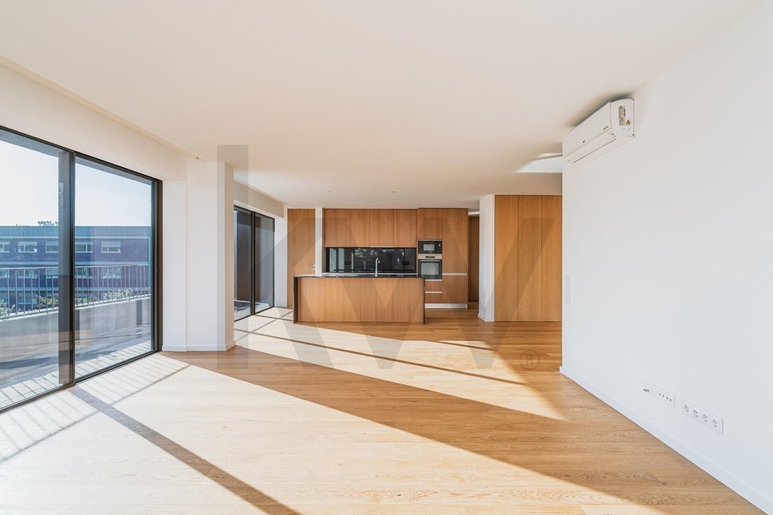 Apartment in Matosinhos e Leca da Palmeira, Porto District, Portugal 5 - 16994868