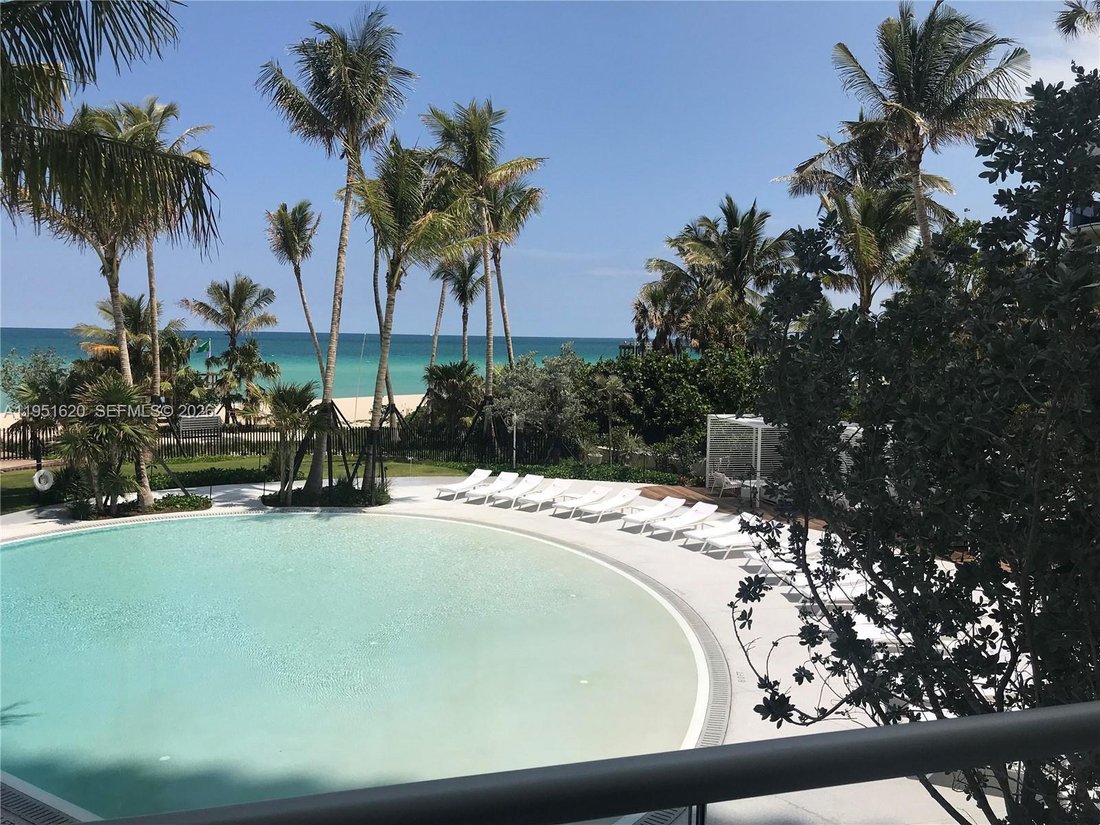 Condo in Sunny Isles Beach, Florida, United States 1 - 16995690